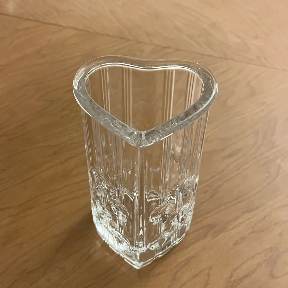 Vintage Avon Heart Shaped BUD VASE Ribbed Clear Glass Valentines Day Weighted